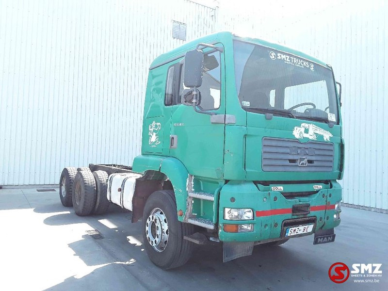 MAN TGA 460 6x4 manual/pump-gear - شاحنة هيكل كابينة: صورة 1 MAN TGA 460 6x4 manual/pump-gear - شاحنة هيكل كابينة: صورة 1