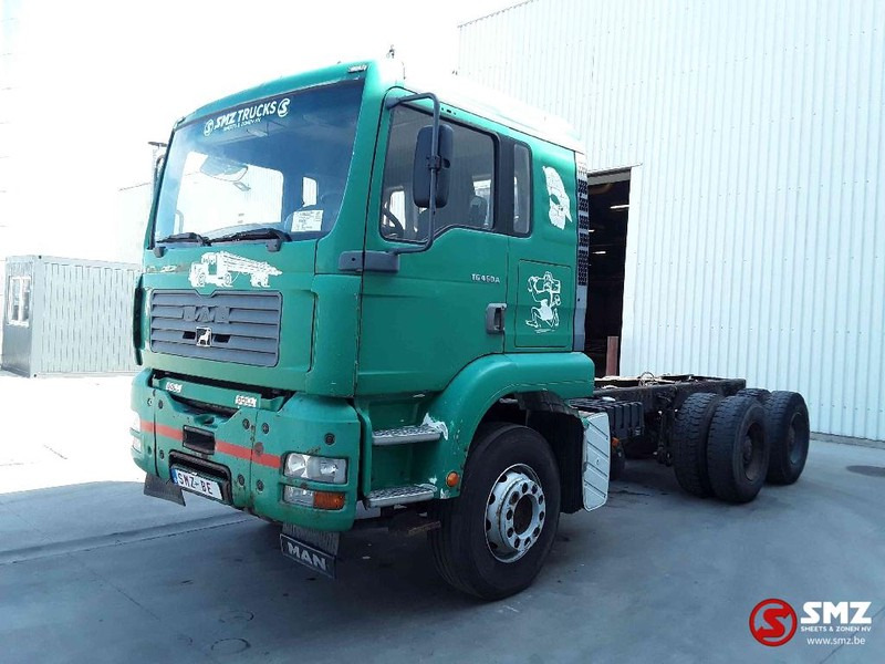 MAN TGA 460 6x4 manual/pump-gear - شاحنة هيكل كابينة: صورة 3 MAN TGA 460 6x4 manual/pump-gear - شاحنة هيكل كابينة: صورة 3