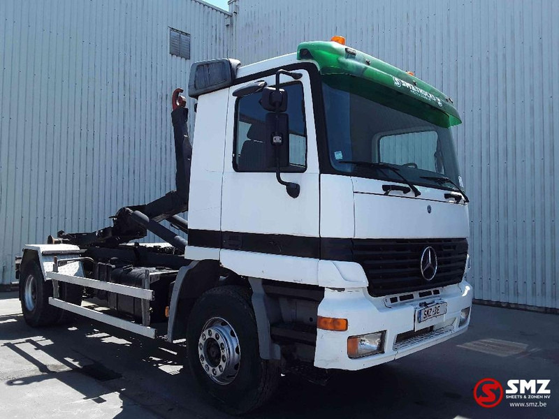 Mercedes-Benz Actros 1831 manual lames airco belgium truck - شاحنات الحاويات / جسم علوي قابل للتغيير شاحنة: صورة 1 Mercedes-Benz Actros 1831 manual lames airco belgium truck - شاحنات الحاويات / جسم علوي قابل للتغيير شاحنة: صورة 1