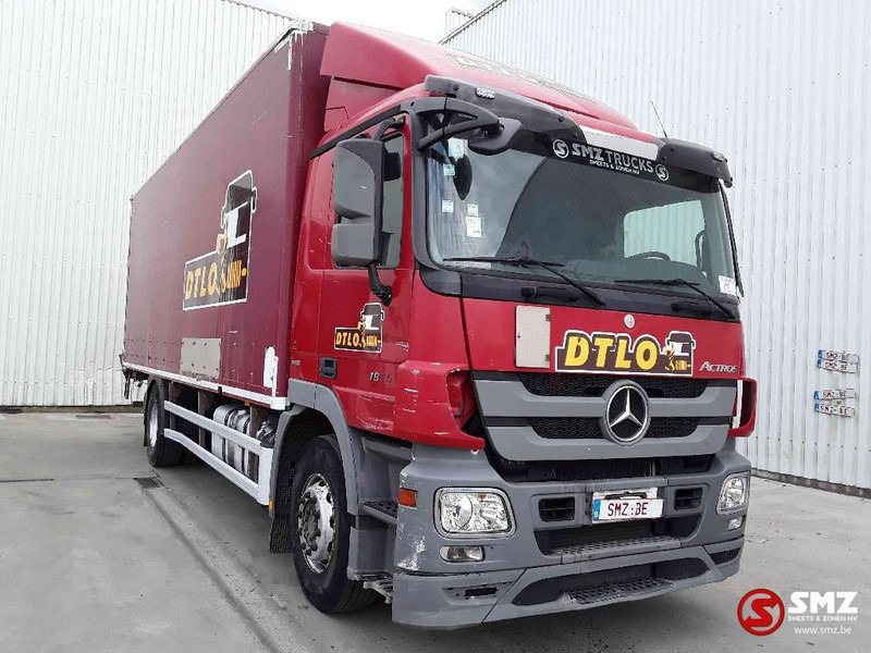 Mercedes-Benz Actros 1836 - شاحنة مقفلة: صورة 1 Mercedes-Benz Actros 1836 - شاحنة مقفلة: صورة 1