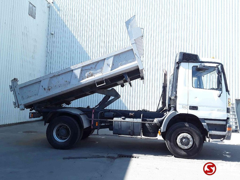 Mercedes-Benz Actros 2031 Lames manual - شاحنة قلاب: صورة 4 Mercedes-Benz Actros 2031 Lames manual - شاحنة قلاب: صورة 4