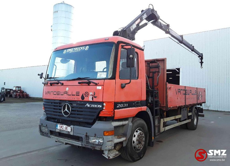 Mercedes-Benz Actros 2031 atlas 144b3 remote lames - شاحنات مسطحة, شاحنة كرين: صورة 2 Mercedes-Benz Actros 2031 atlas 144b3 remote lames - شاحنات مسطحة, شاحنة كرين: صورة 2