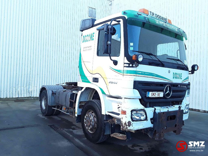 Mercedes-Benz Actros 2044 4x4 retarder hydrauclic - وحدة جر: صورة 1 Mercedes-Benz Actros 2044 4x4 retarder hydrauclic - وحدة جر: صورة 1