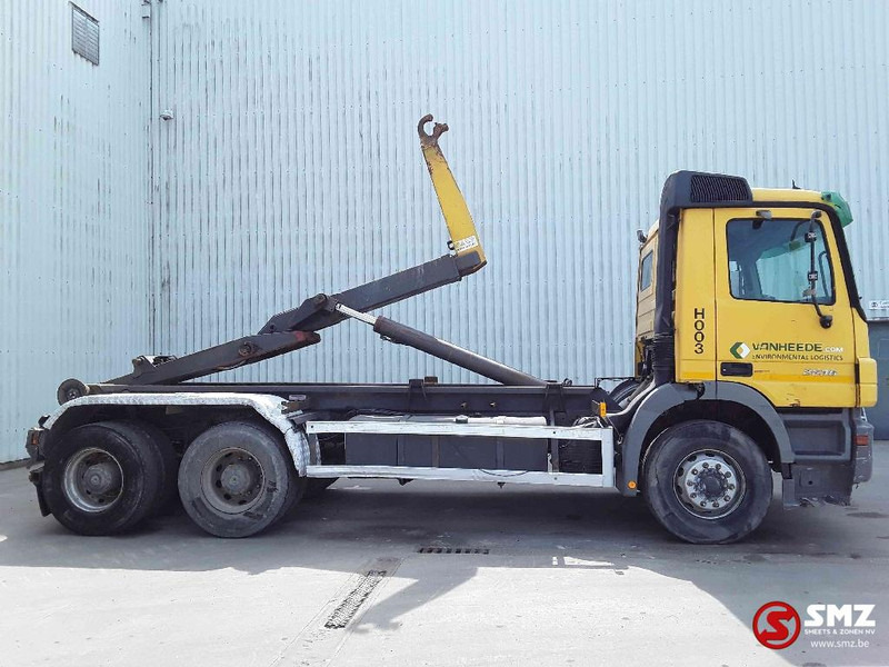 Mercedes-Benz Actros 2636 6x4 lames steel 3x - شاحنات الحاويات / جسم علوي قابل للتغيير شاحنة: صورة 4 Mercedes-Benz Actros 2636 6x4 lames steel 3x - شاحنات الحاويات / جسم علوي قابل للتغيير شاحنة: صورة 4