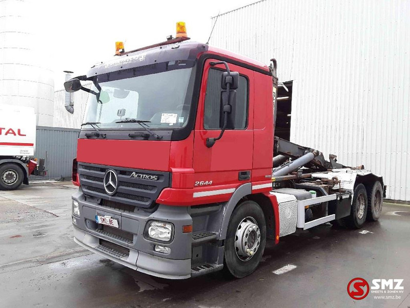 Mercedes-Benz Actros 2644 6x4 lames zps - شاحنات الحاويات / جسم علوي قابل للتغيير شاحنة: صورة 3 Mercedes-Benz Actros 2644 6x4 lames zps - شاحنات الحاويات / جسم علوي قابل للتغيير شاحنة: صورة 3