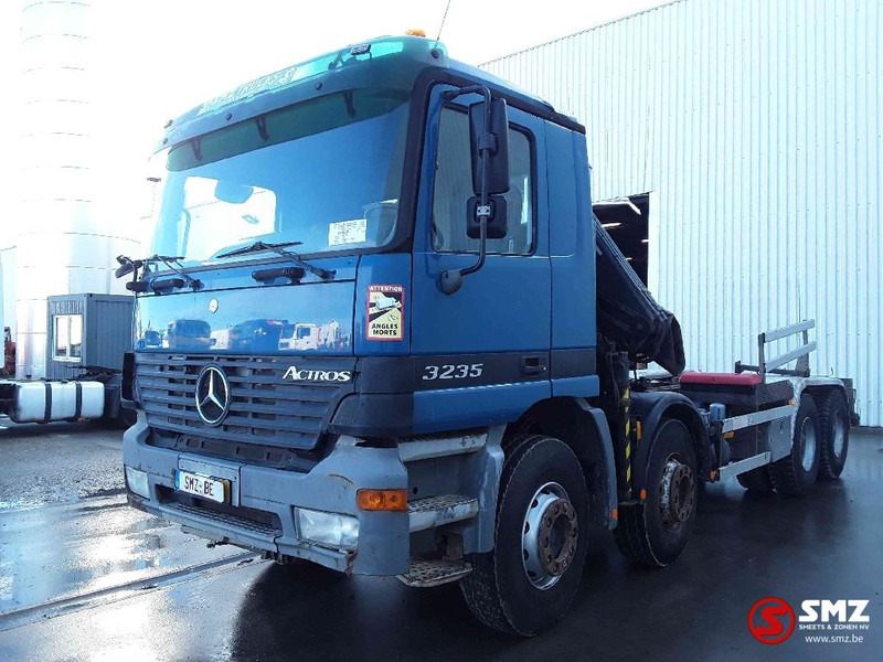 Mercedes-Benz Actros 3235 hiab 166d-3 - شاحنات مسطحة, شاحنة كرين: صورة 3 Mercedes-Benz Actros 3235 hiab 166d-3 - شاحنات مسطحة, شاحنة كرين: صورة 3