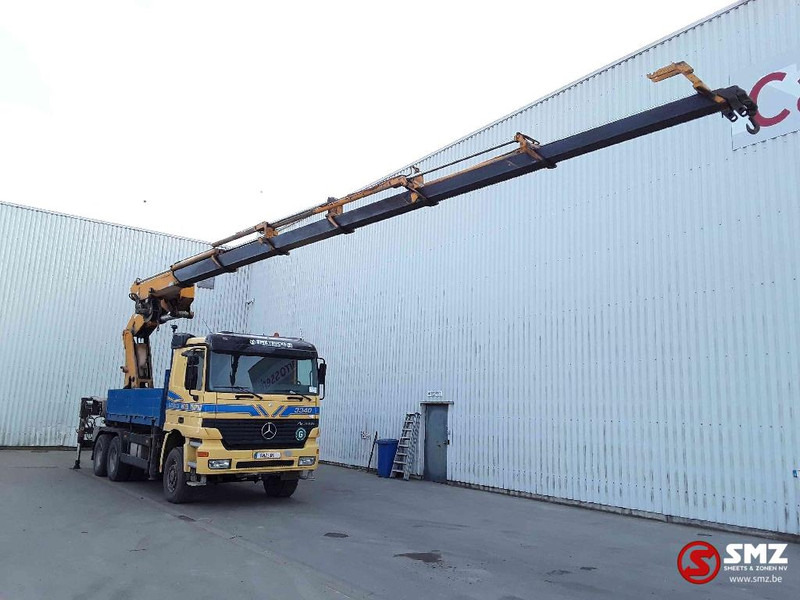 Mercedes-Benz Actros 3340 6x6 Effer 680 6s ext/remote 338'km - شاحنات مسطحة, شاحنة كرين: صورة 1 Mercedes-Benz Actros 3340 6x6 Effer 680 6s ext/remote 338'km - شاحنات مسطحة, شاحنة كرين: صورة 1