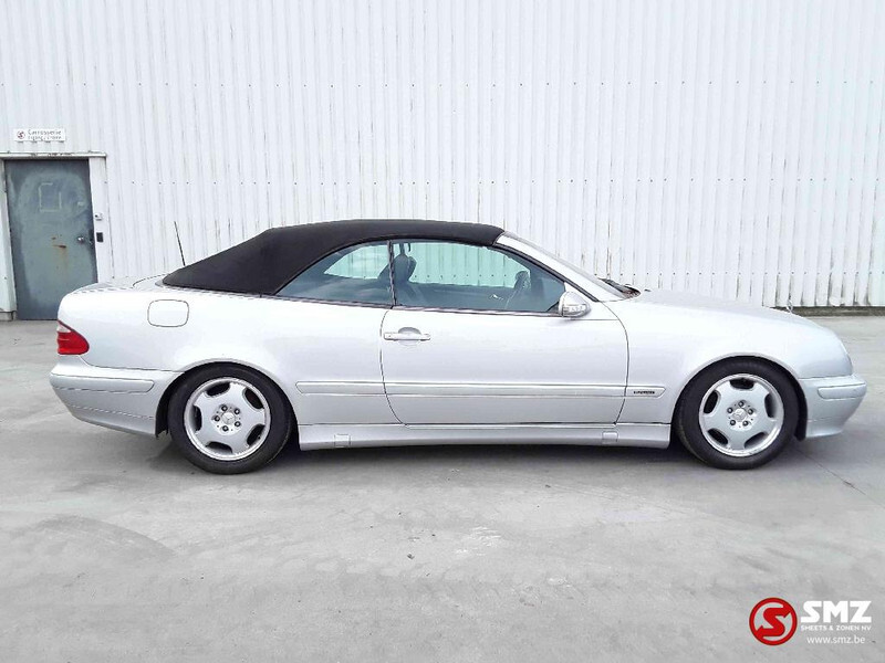 Mercedes-Benz CLK-Klasse 200 - سيارة: صورة 4 Mercedes-Benz CLK-Klasse 200 - سيارة: صورة 4