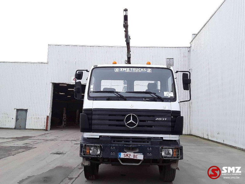 Mercedes-Benz SK 1831 hiab 090 lames - شاحنات مسطحة, شاحنة كرين: صورة 2 Mercedes-Benz SK 1831 hiab 090 lames - شاحنات مسطحة, شاحنة كرين: صورة 2