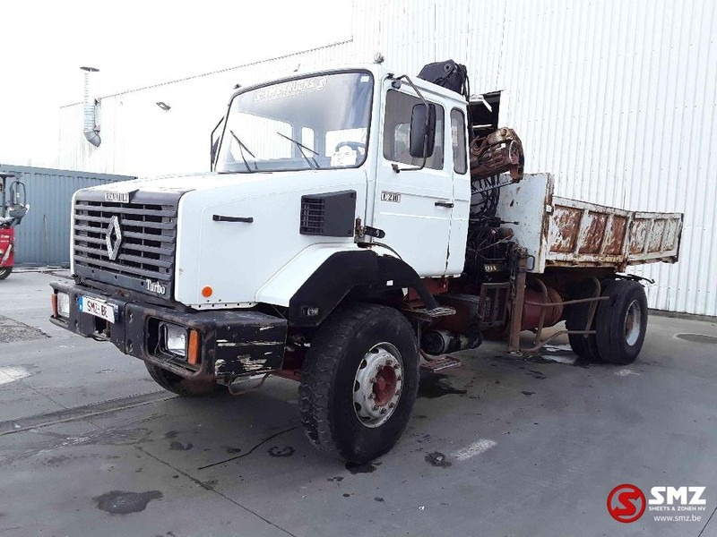 Renault C 210 - شاحنة قلاب, شاحنة كرين: صورة 3 Renault C 210 - شاحنة قلاب, شاحنة كرين: صورة 3