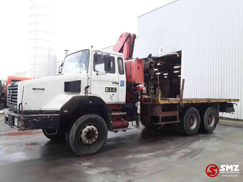 Renault CBH 280 fassi - شاحنات مسطحة, شاحنة كرين: صورة 5 Renault CBH 280 fassi - شاحنات مسطحة, شاحنة كرين: صورة 5