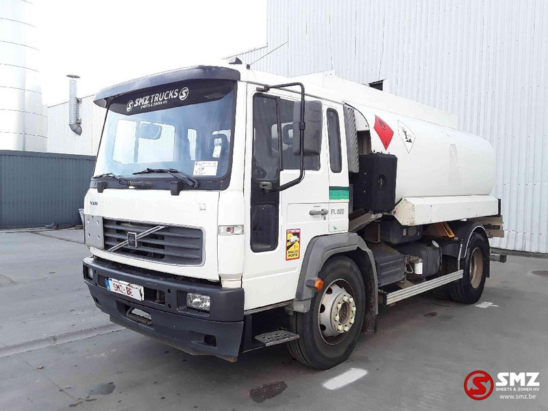 Volvo FL6 220 10000L lames - شاحنة صهريج: صورة 3 Volvo FL6 220 10000L lames - شاحنة صهريج: صورة 3