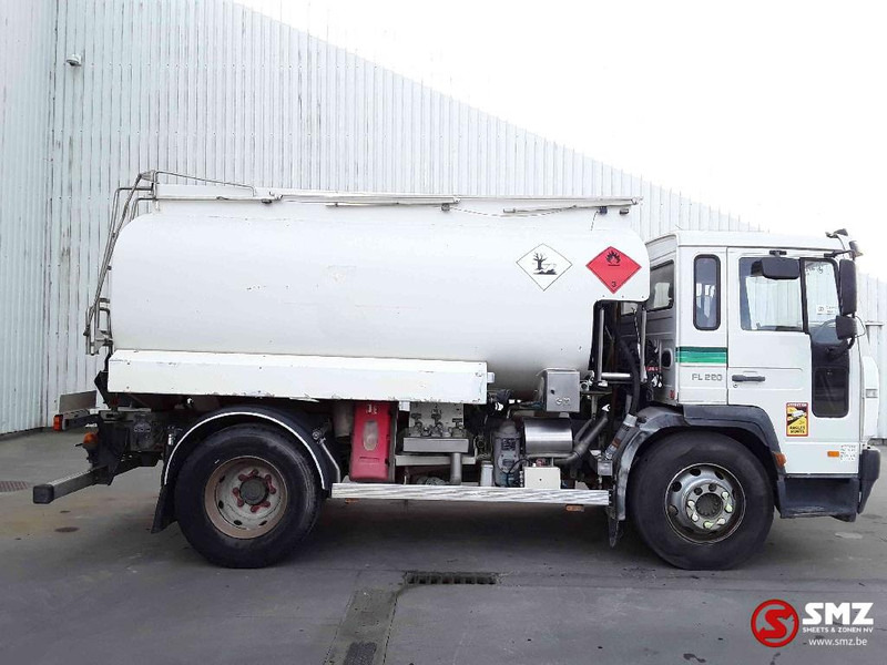 Volvo FL6 220 10000L lames - شاحنة صهريج: صورة 4 Volvo FL6 220 10000L lames - شاحنة صهريج: صورة 4