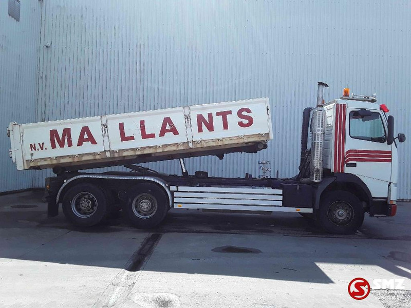 Volvo FM 12 6x4 lames steel big axle - شاحنات الحاويات / جسم علوي قابل للتغيير شاحنة: صورة 4 Volvo FM 12 6x4 lames steel big axle - شاحنات الحاويات / جسم علوي قابل للتغيير شاحنة: صورة 4