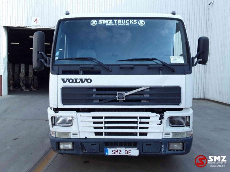 Volvo FM 7 290 lames inox - شاحنة صهريج: صورة 2 Volvo FM 7 290 lames inox - شاحنة صهريج: صورة 2