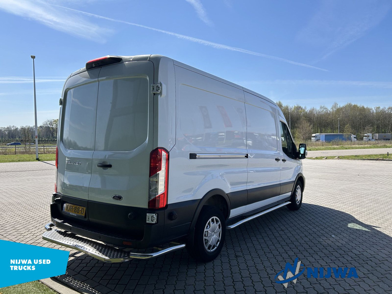 Ford Transit 130 L3H2 Automaat + Achteruitrijcamera - فان: صورة 3 Ford Transit 130 L3H2 Automaat + Achteruitrijcamera - فان: صورة 3