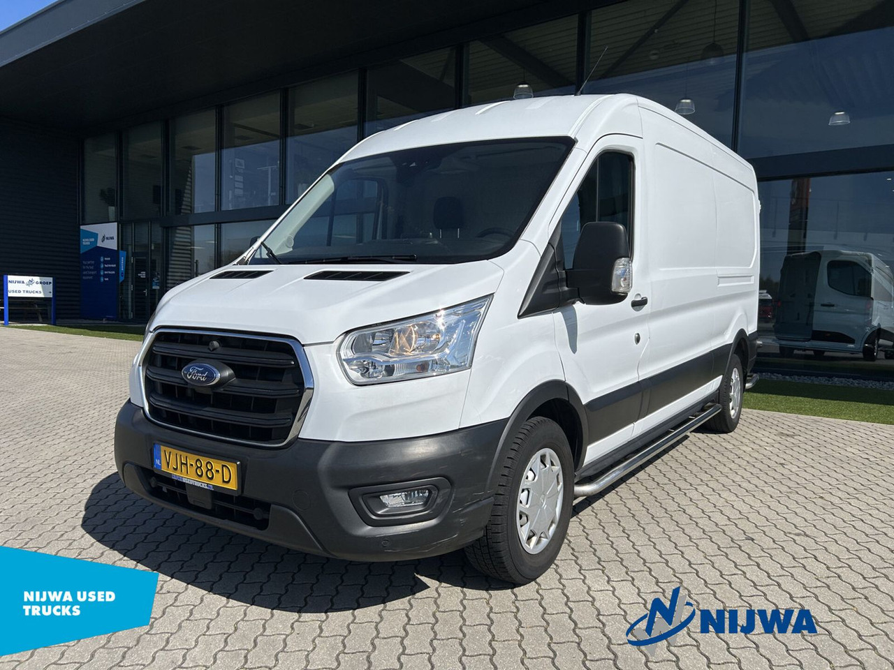 Ford Transit 130 L3H2 Automaat + Achteruitrijcamera - فان: صورة 1 Ford Transit 130 L3H2 Automaat + Achteruitrijcamera - فان: صورة 1