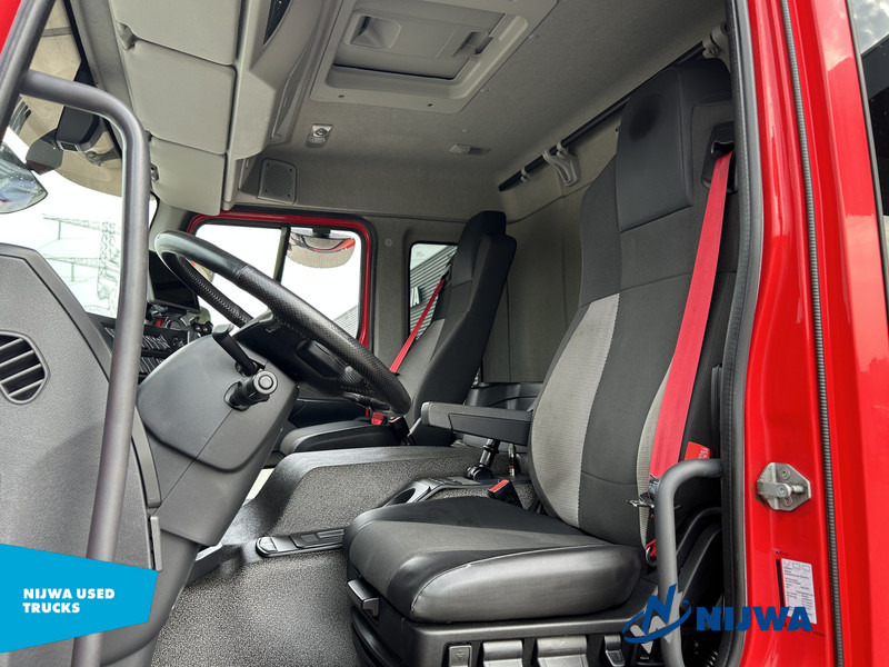 شاحنة مقفلة Renault D WIDE 280 4x2 Low mileage + Achtersluitklep: صورة 10