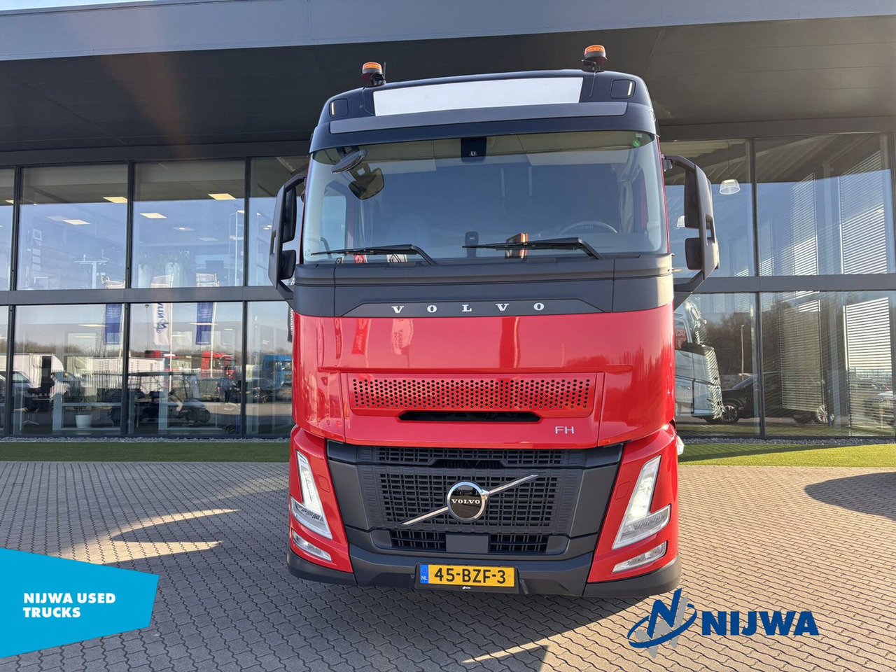 Volvo FH 460 Aero 6x2 Low Mileage + Liftas - وحدة جر: صورة 5 Volvo FH 460 Aero 6x2 Low Mileage + Liftas - وحدة جر: صورة 5