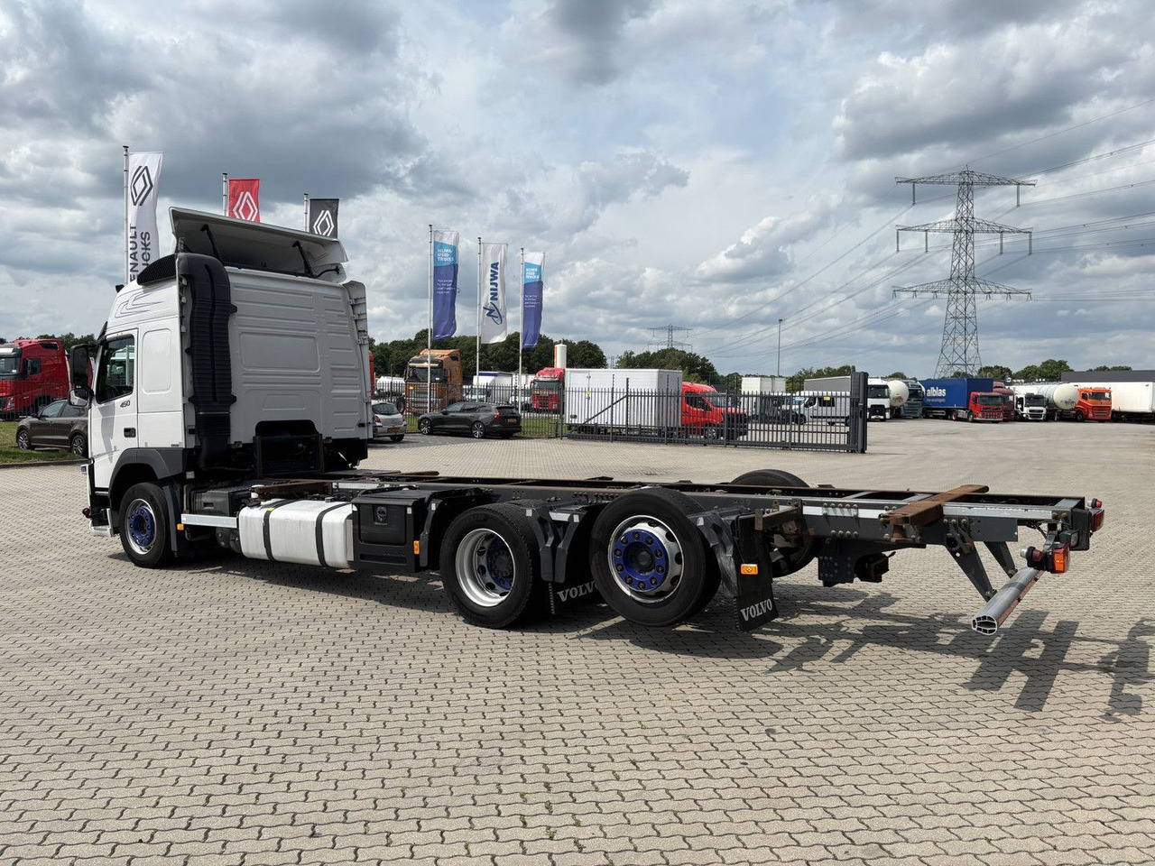 Volvo FM 450 6x2 BDF + Vangmuil - شاحنات الحاويات / جسم علوي قابل للتغيير شاحنة: صورة 4 Volvo FM 450 6x2 BDF + Vangmuil - شاحنات الحاويات / جسم علوي قابل للتغيير شاحنة: صورة 4