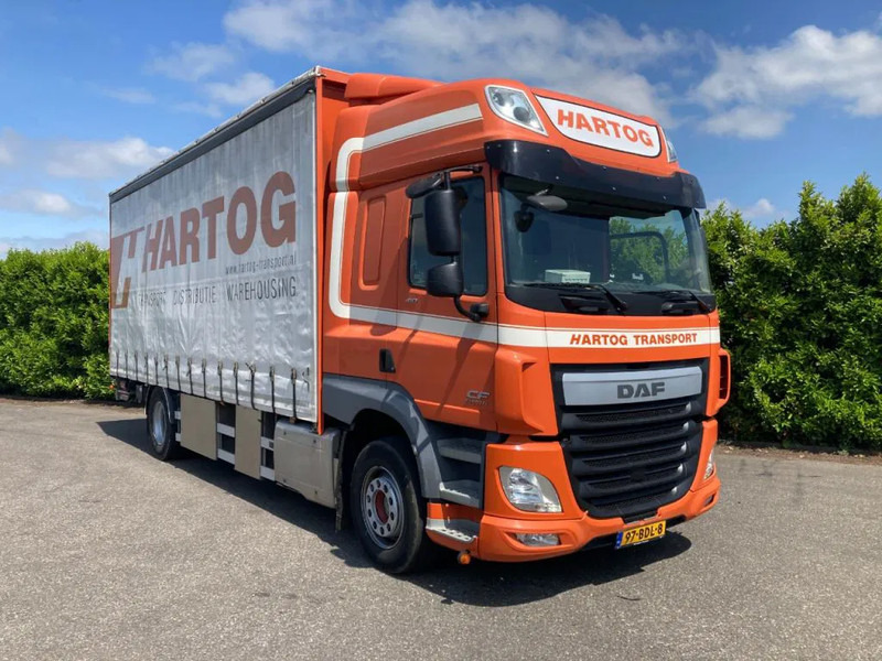 DAF CF 410 FA Euro6 Schuifzeilen vooras 9,0 ton - شاحنة مقفلة: صورة 1 DAF CF 410 FA Euro6 Schuifzeilen vooras 9,0 ton - شاحنة مقفلة: صورة 1