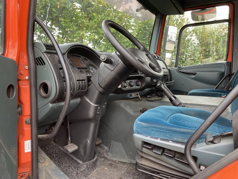DAF CF65.180 Euro3 Manual / Laadklep - شاحنة هيكل كابينة: صورة 5 DAF CF65.180 Euro3 Manual / Laadklep - شاحنة هيكل كابينة: صورة 5