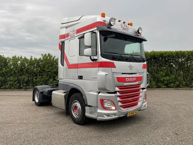DAF XF 440 FT EURO6 Manual - وحدة جر: صورة 1 DAF XF 440 FT EURO6 Manual - وحدة جر: صورة 1
