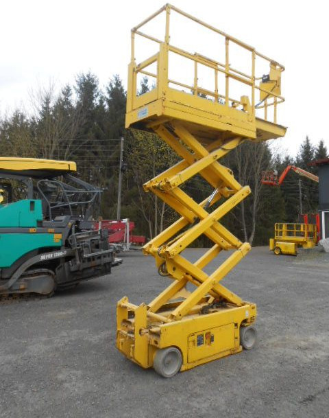 منصة تلسكوبية محمولة على شاحنة Genie GS 1530, Scherenarbeitsbühne Genie 6,6m: صورة 6