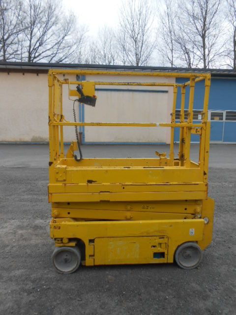 منصة تلسكوبية محمولة على شاحنة Genie GS 1530, Scherenarbeitsbühne Genie 6,6m: صورة 17
