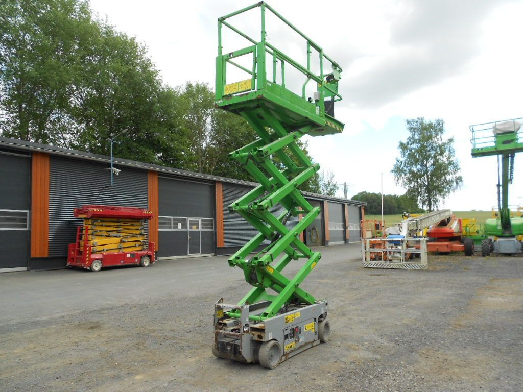 Genie GS 1932, Scherenarbeitsbühne Genie 8 m - منصة تلسكوبية محمولة على شاحنة: صورة 2 Genie GS 1932, Scherenarbeitsbühne Genie 8 m - منصة تلسكوبية محمولة على شاحنة: صورة 2