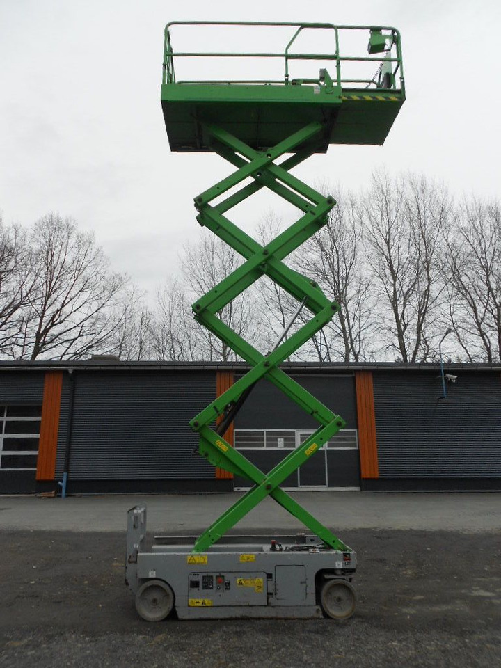 Genie GS 2646, Scherenarbeitsbühne Genie 9,9 m - منصة تلسكوبية محمولة على شاحنة: صورة 1 Genie GS 2646, Scherenarbeitsbühne Genie 9,9 m - منصة تلسكوبية محمولة على شاحنة: صورة 1