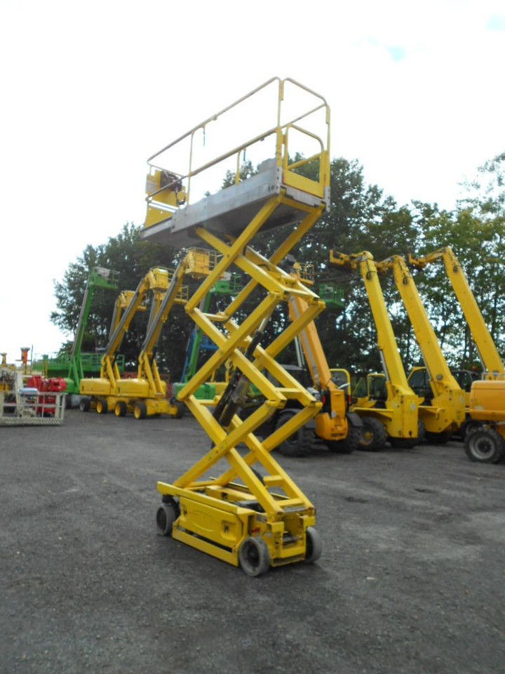 JLG 1930 ES, Scherenarbeitsbühne AH 8 m - منصة تلسكوبية محمولة على شاحنة: صورة 3 JLG 1930 ES, Scherenarbeitsbühne AH 8 m - منصة تلسكوبية محمولة على شاحنة: صورة 3