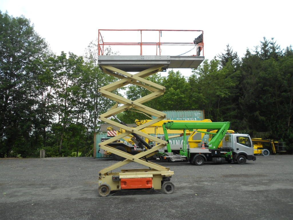 JLG JLG 3246, Scherenarbeitsbühne, 11,9 m - رافعة هيدروليكية مقصية: صورة 5 JLG JLG 3246, Scherenarbeitsbühne, 11,9 m - رافعة هيدروليكية مقصية: صورة 5
