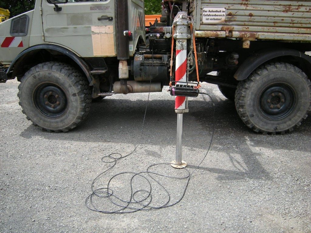 Mercedes-Benz Unimog U1250 mit Kran MKG 105 - قلاب صغير: صورة 5 Mercedes-Benz Unimog U1250 mit Kran MKG 105 - قلاب صغير: صورة 5