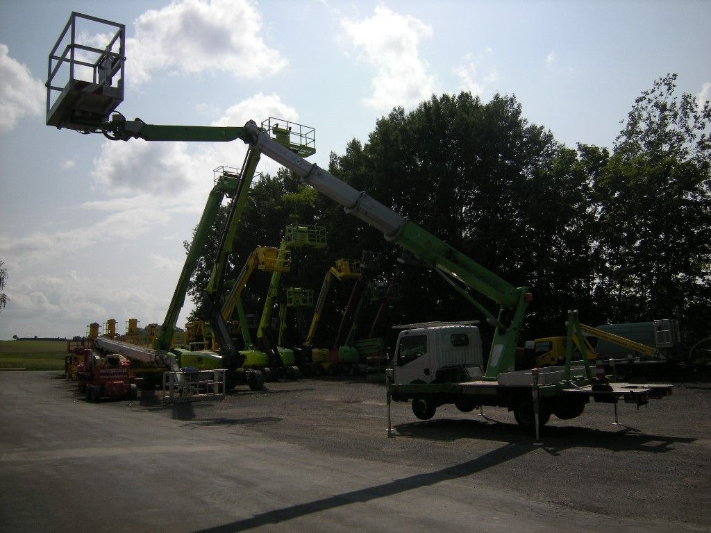 Nissan NT 400 Cabstar mit Palfinger P260BK, 21m - منصة تلسكوبية محمولة على شاحنة: صورة 3 Nissan NT 400 Cabstar mit Palfinger P260BK, 21m - منصة تلسكوبية محمولة على شاحنة: صورة 3