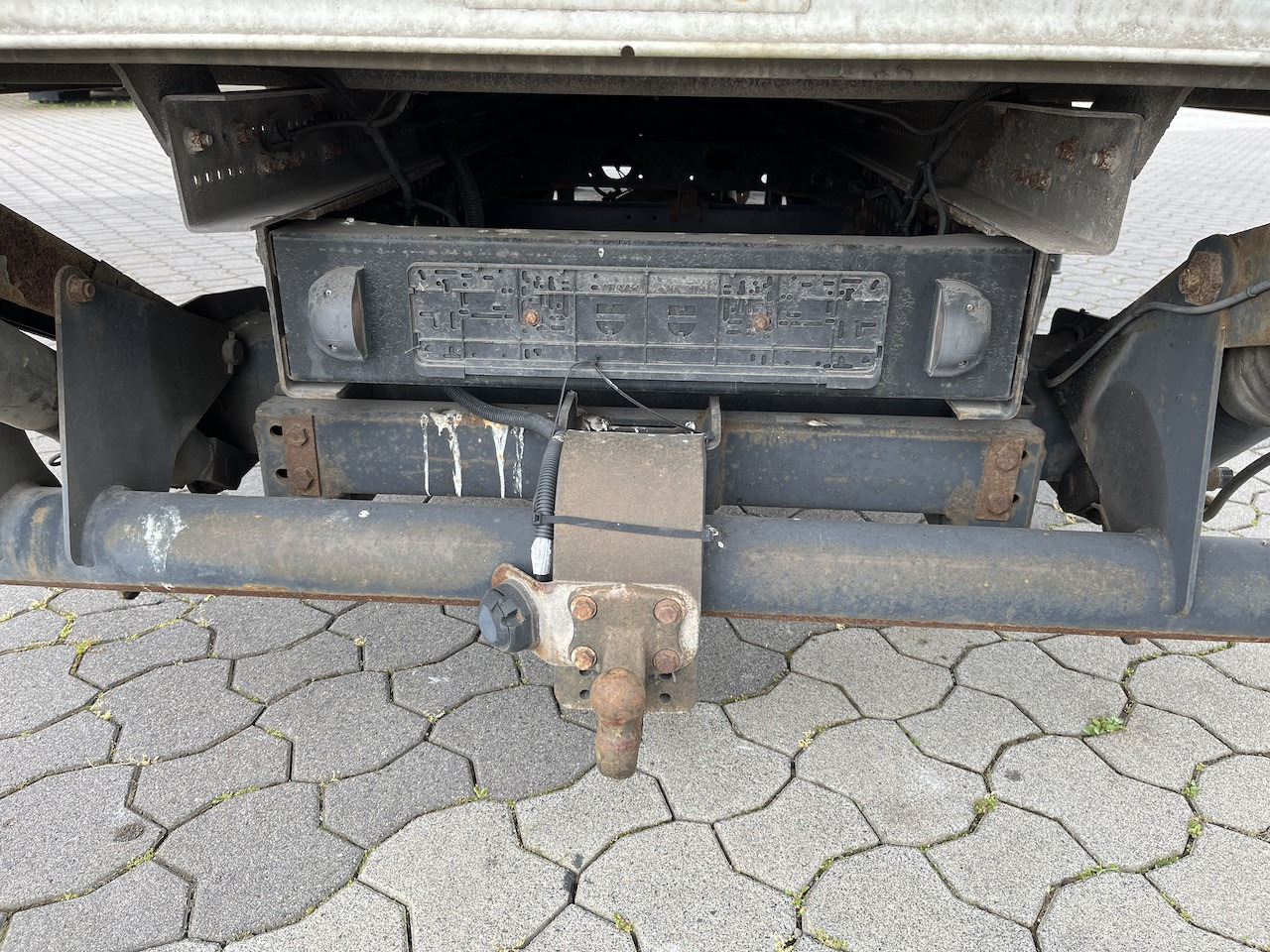 FUSO Canter 7C18 4x2 Ladebordwand Getriebeschaden - شاحنة ستارة جانبية: صورة 4 FUSO Canter 7C18 4x2 Ladebordwand Getriebeschaden - شاحنة ستارة جانبية: صورة 4