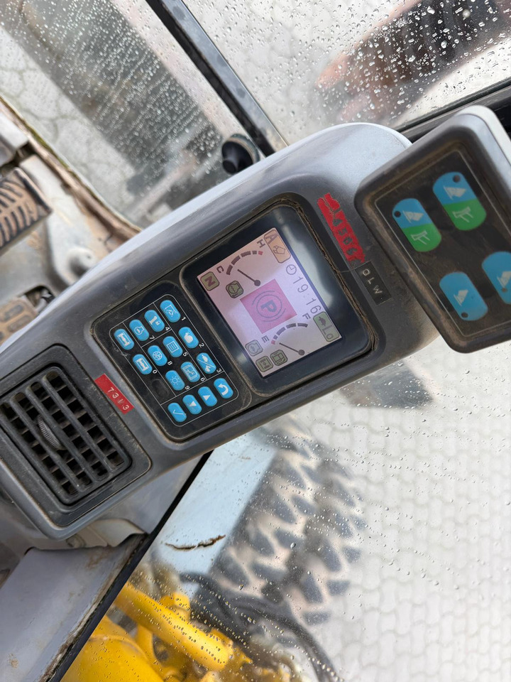 Komatsu PW 180 - 7 - حفارة دولاب: صورة 4 Komatsu PW 180 - 7 - حفارة دولاب: صورة 4