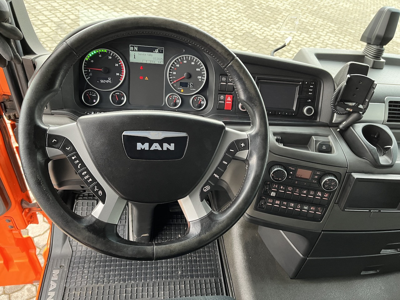 MAN TGX 26.480 6x2 Atlas 145.2 Baustoff - شاحنة كرين, شاحنات مسطحة: صورة 2 MAN TGX 26.480 6x2 Atlas 145.2 Baustoff - شاحنة كرين, شاحنات مسطحة: صورة 2