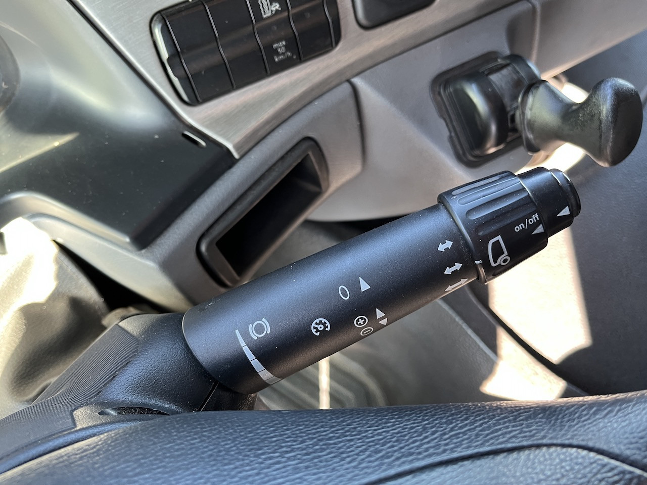 Mercedes-Benz 2541 6x2  Atlas 135.2E Pritsche 8,20 m - شاحنة ستارة, شاحنة كرين: صورة 4 Mercedes-Benz 2541 6x2  Atlas 135.2E Pritsche 8,20 m - شاحنة ستارة, شاحنة كرين: صورة 4