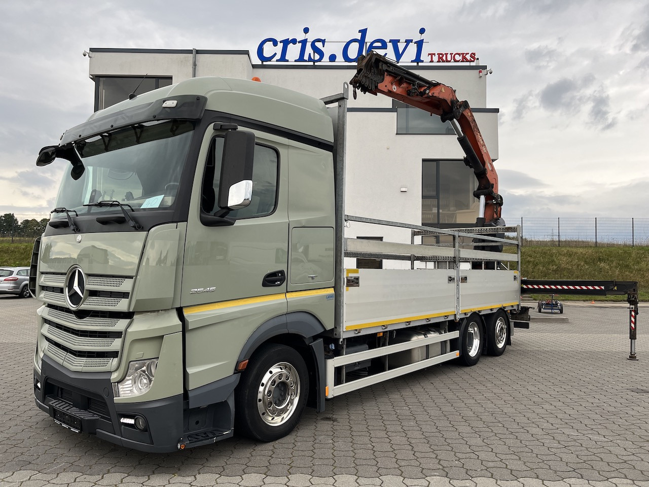 Mercedes-Benz Actros 2545 6x2 Atlas 265-A6 Lenk- Liftachse - شاحنات مسطحة, شاحنة كرين: صورة 1 Mercedes-Benz Actros 2545 6x2 Atlas 265-A6 Lenk- Liftachse - شاحنات مسطحة, شاحنة كرين: صورة 1