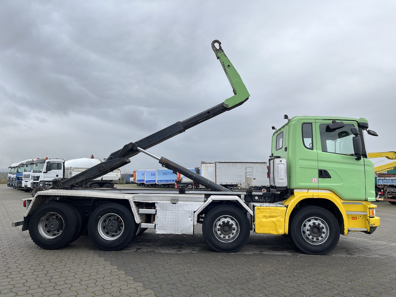 شاحنة ذات خطاف Scania G 450 8x4 Trösch Abrollkipper: صورة 12 شاحنة ذات خطاف Scania G 450 8x4 Trösch Abrollkipper: صورة 12