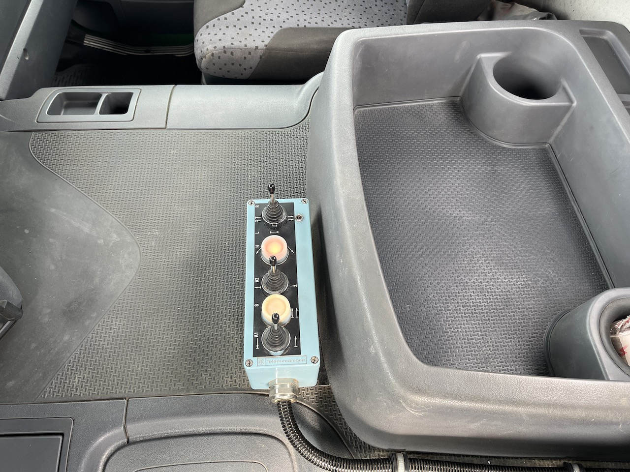 Scania P360 6x2  Trösch Absetzkipper   Container - شاحنة نقل المخلفات: صورة 4 Scania P360 6x2  Trösch Absetzkipper   Container - شاحنة نقل المخلفات: صورة 4