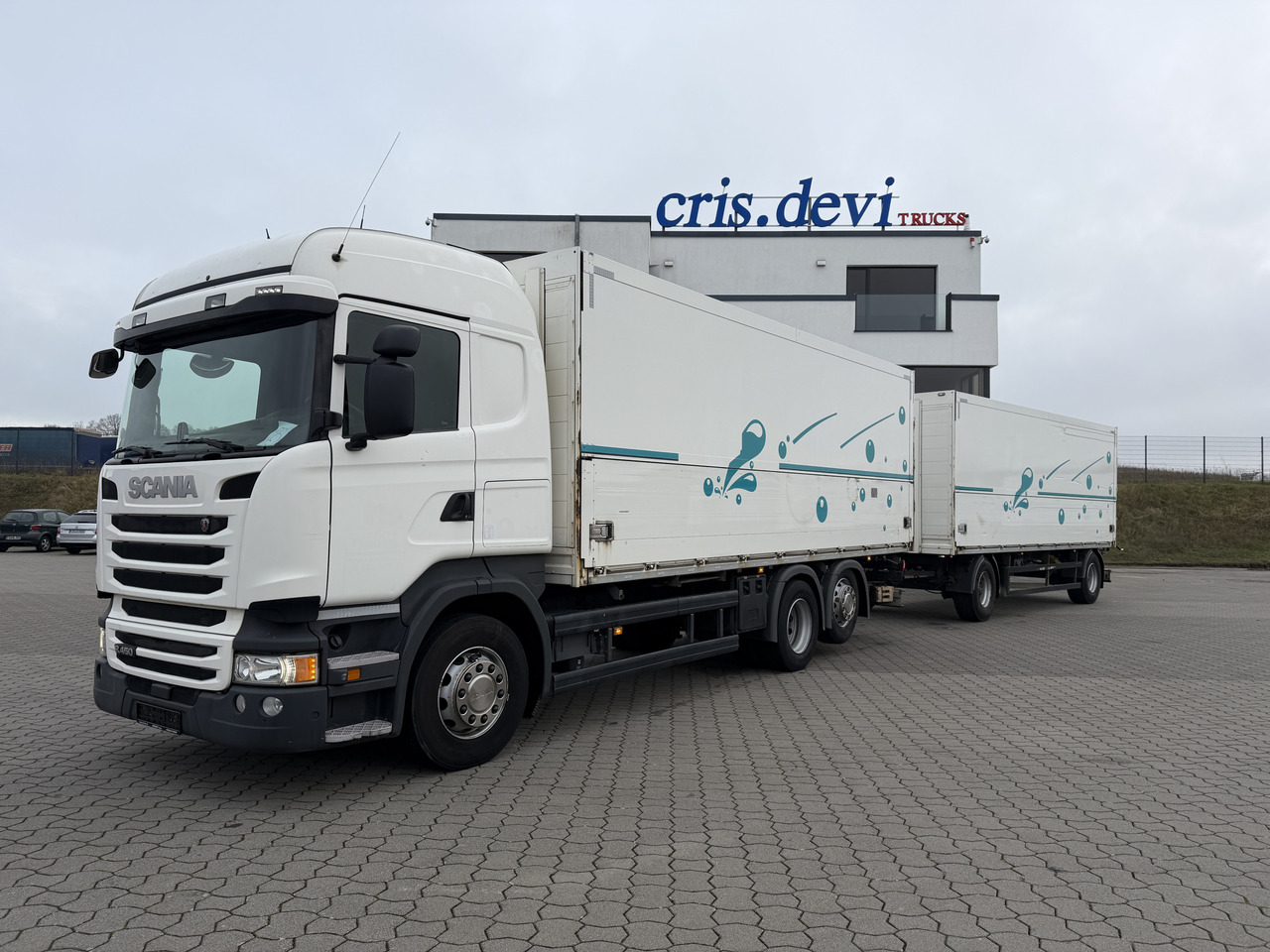 Scania R 450 6x2 Geränkezug + Orten Anhänger - شاحنة المشروبات: صورة 1 Scania R 450 6x2 Geränkezug + Orten Anhänger - شاحنة المشروبات: صورة 1