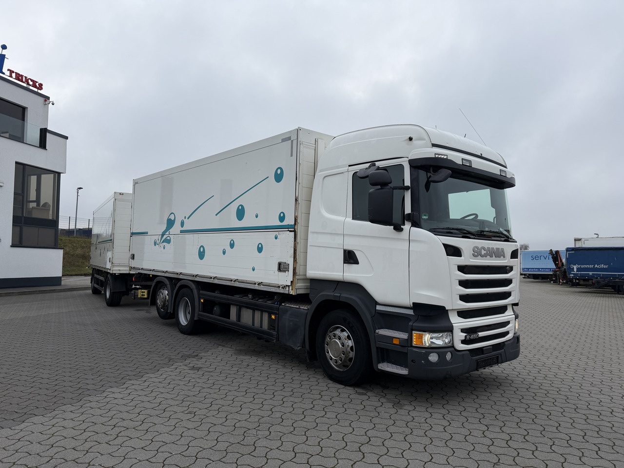 Scania R 450 6x2 Geränkezug + Orten Anhänger - شاحنة المشروبات: صورة 2 Scania R 450 6x2 Geränkezug + Orten Anhänger - شاحنة المشروبات: صورة 2