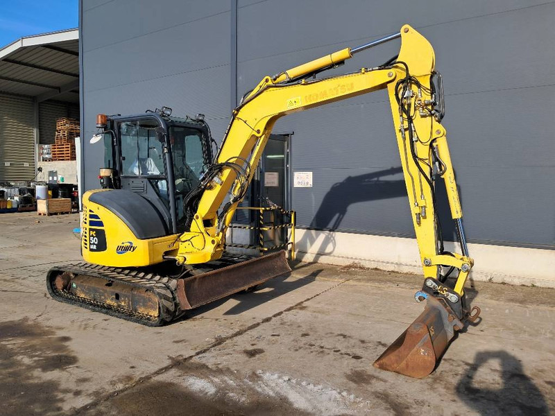 Komatsu PC50MR-2 - حفارة مُصَّغرة: صورة 1 Komatsu PC50MR-2 - حفارة مُصَّغرة: صورة 1