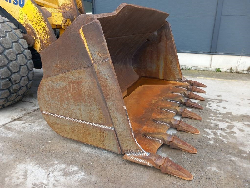 Komatsu WA500-7 - اللودر بعجل: صورة 3 Komatsu WA500-7 - اللودر بعجل: صورة 3