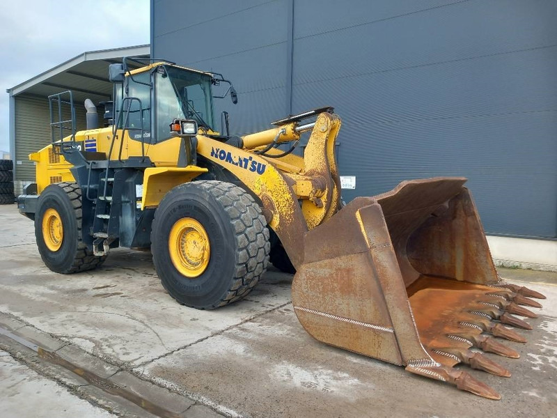 Komatsu WA500-7 - اللودر بعجل: صورة 1 Komatsu WA500-7 - اللودر بعجل: صورة 1