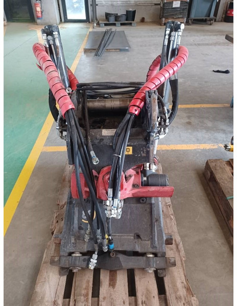 ROTOTILT R4 - مُلحق الحفار الدوار: صورة 5 ROTOTILT R4 - مُلحق الحفار الدوار: صورة 5