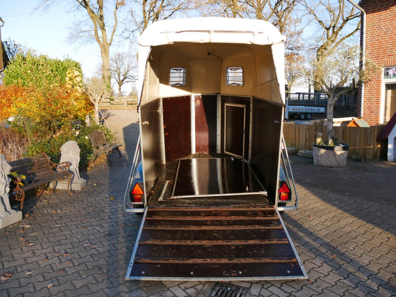 Holz Poly 2 Pferde - مقطورة نقل المواشي: صورة 3 Holz Poly 2 Pferde - مقطورة نقل المواشي: صورة 3