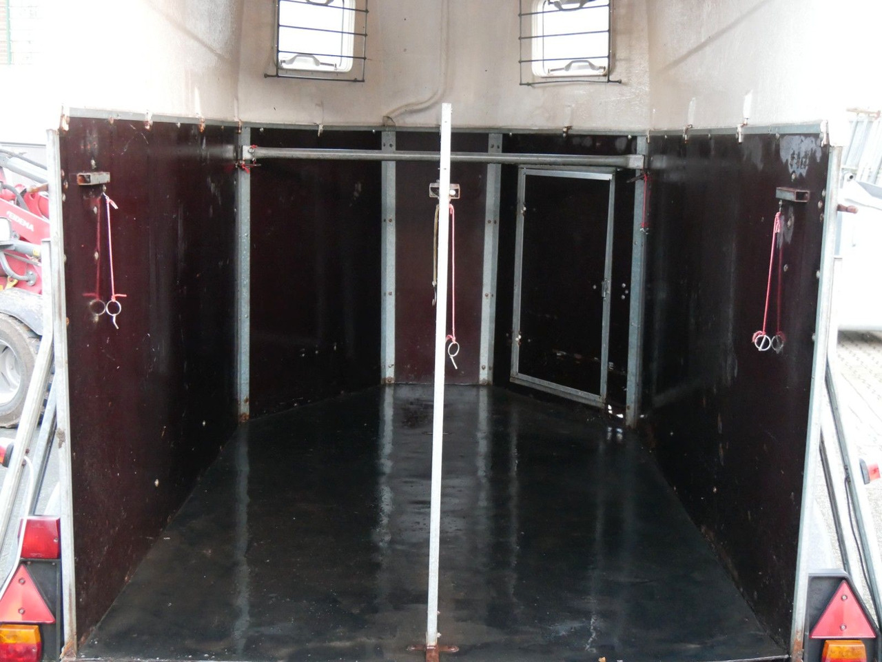 Holz Poly 2 Pferde - مقطورة نقل المواشي: صورة 3 Holz Poly 2 Pferde - مقطورة نقل المواشي: صورة 3